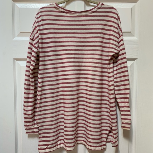 Liz Lange Maternity Sweater - Picture 3 of 5